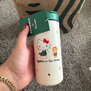 Starbucks Hello Kitty Tumbler